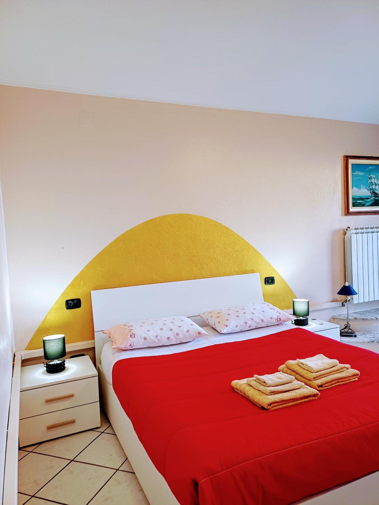 Monti E Mare Bed and Breakfast Lanusei Εξωτερικό φωτογραφία